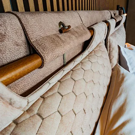 Pristan In The Mountain Luxury Suits Hotel Shilkovtsi